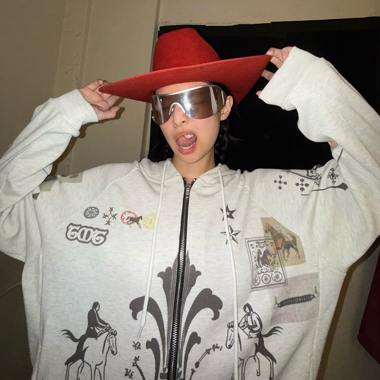 alternative-0789be81-1b80-45de-9169-73e020caf088