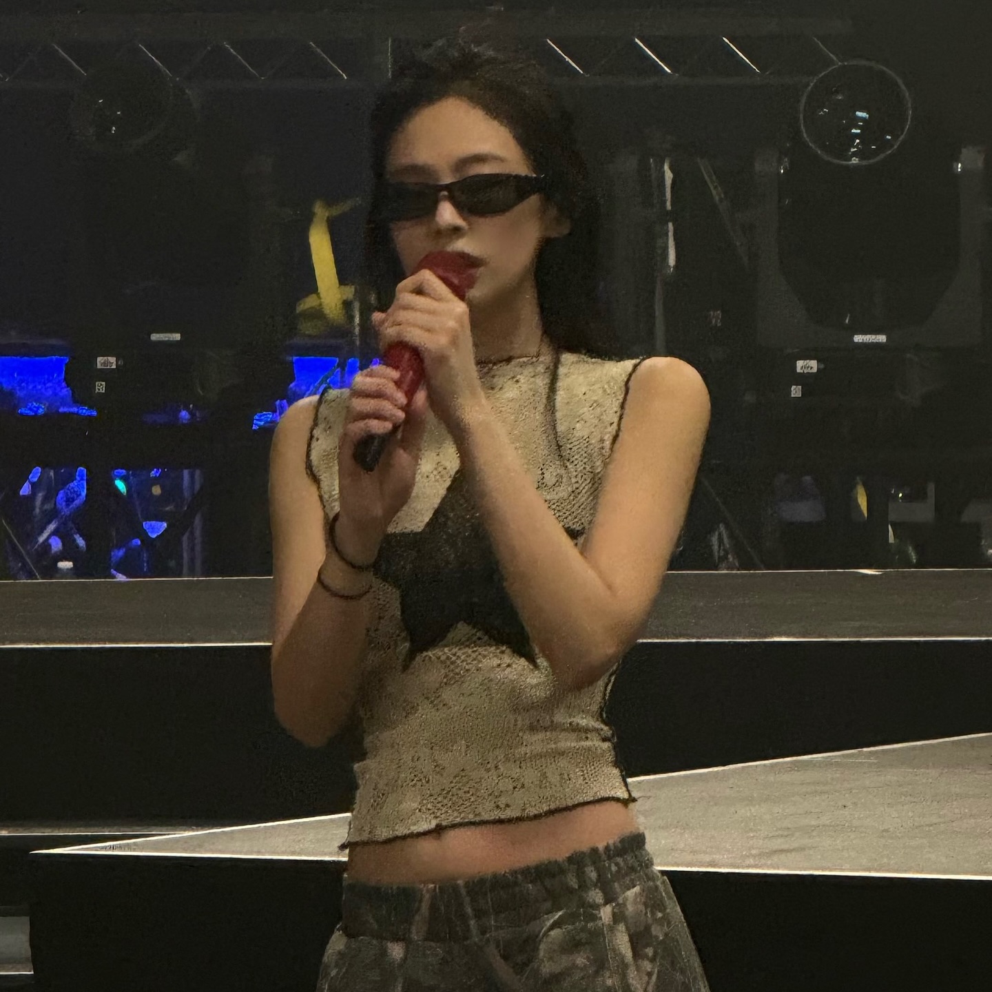 alternative-a915a43e-4b58-4b93-b410-877961d56eb9