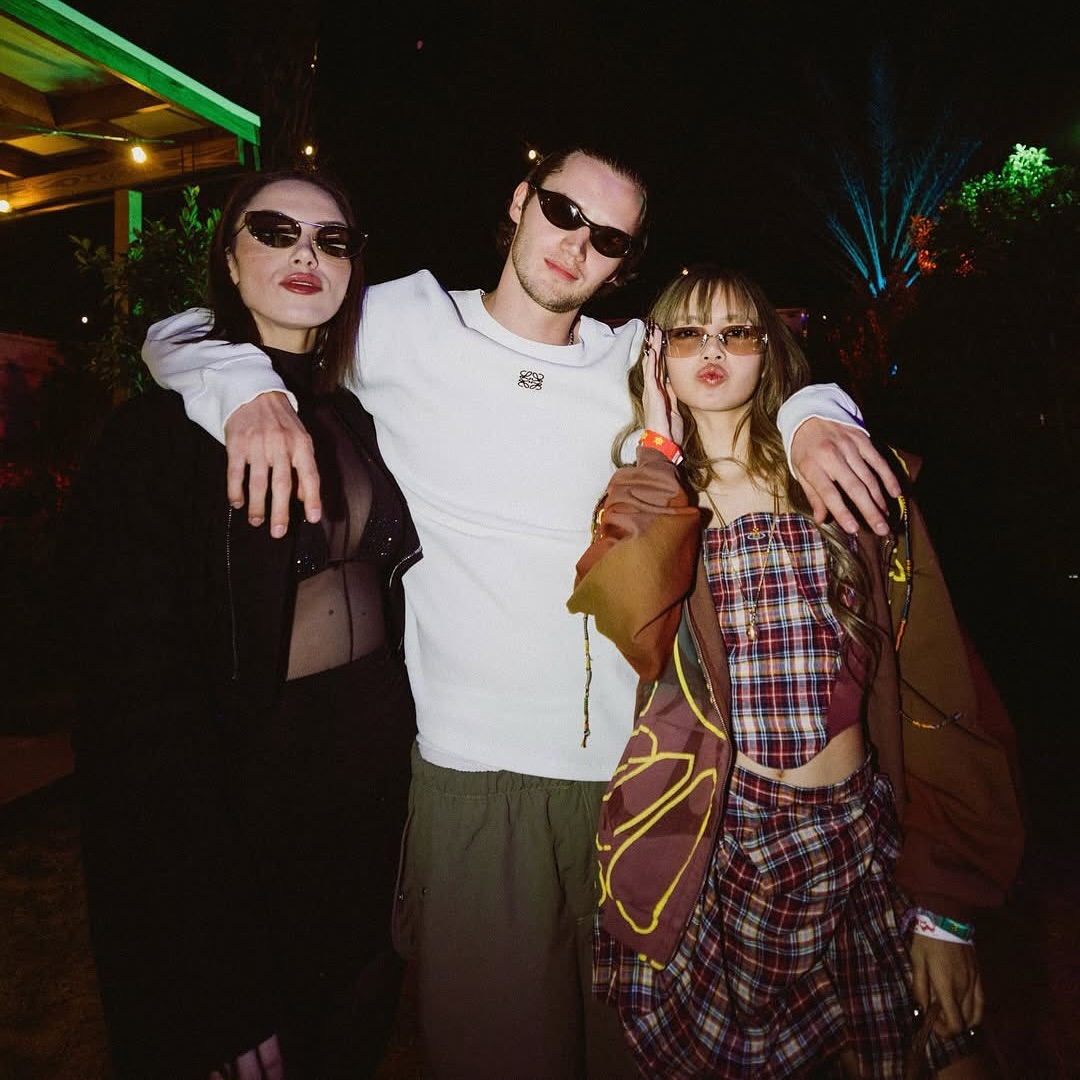 alternative-42d9dee3-ea65-443c-bc4e-356c4f115a69