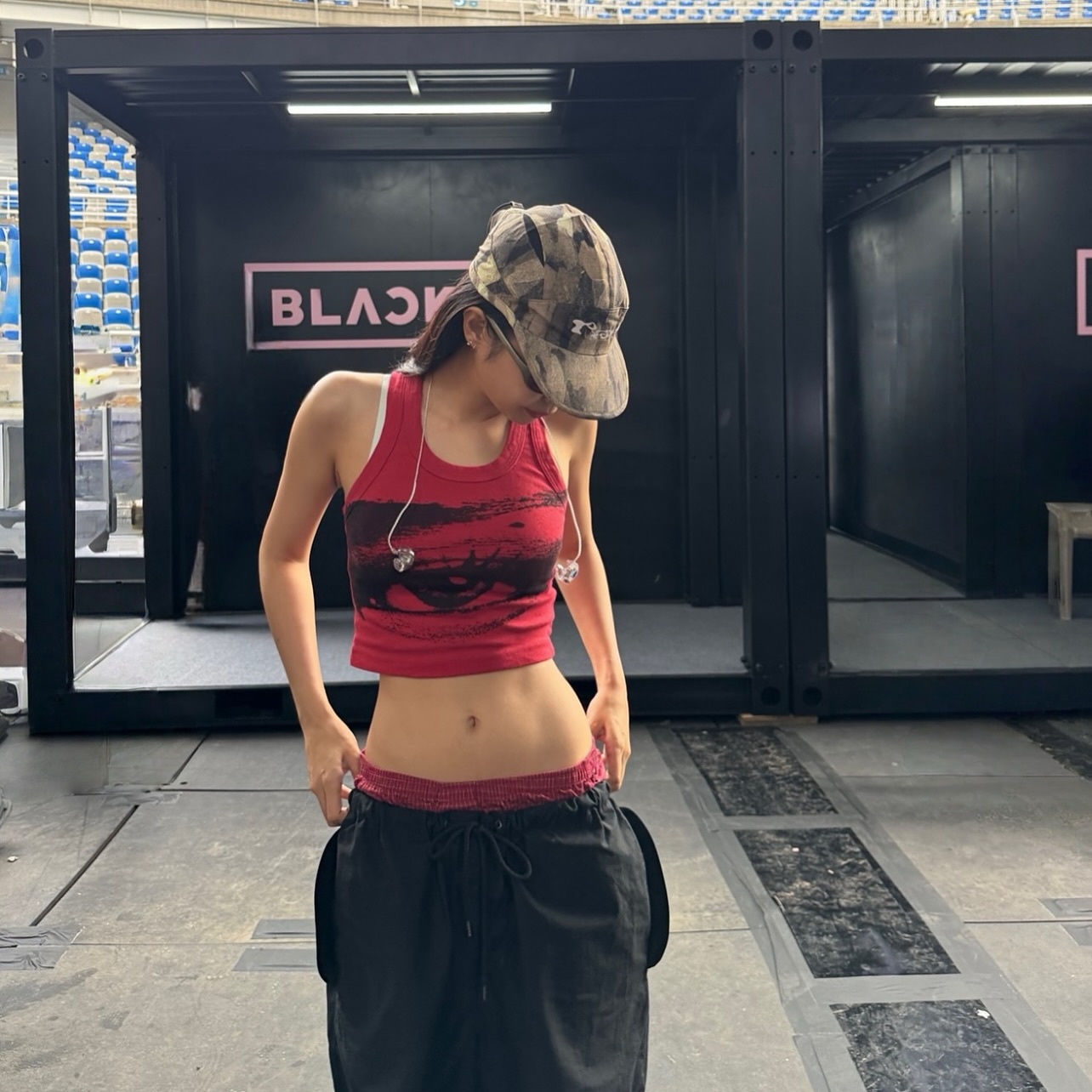 alternative-4d0660e5-578d-402a-ba8e-90707b60e094