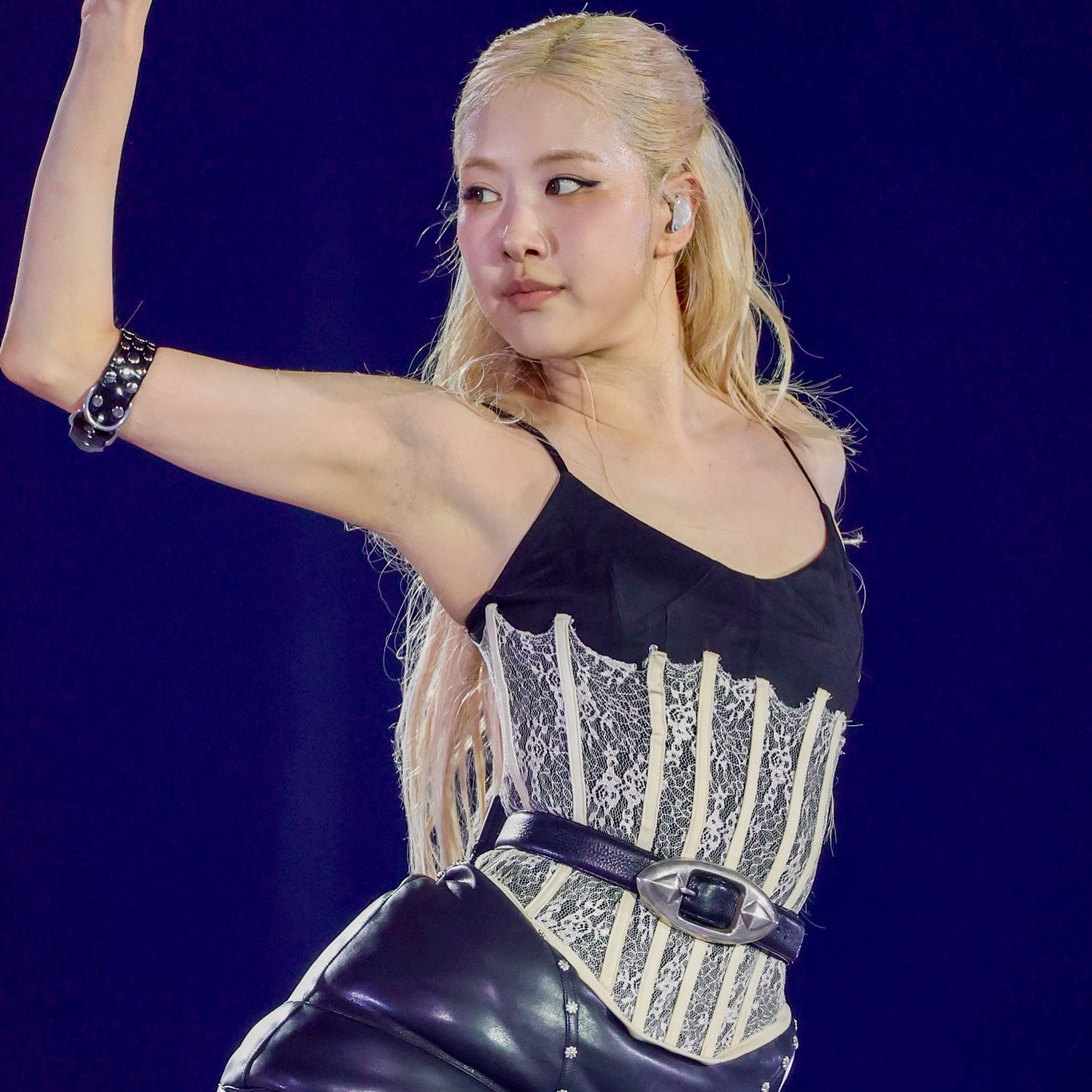 alternative-2d81cdd3-7901-4756-bd09-e332df0f35ce