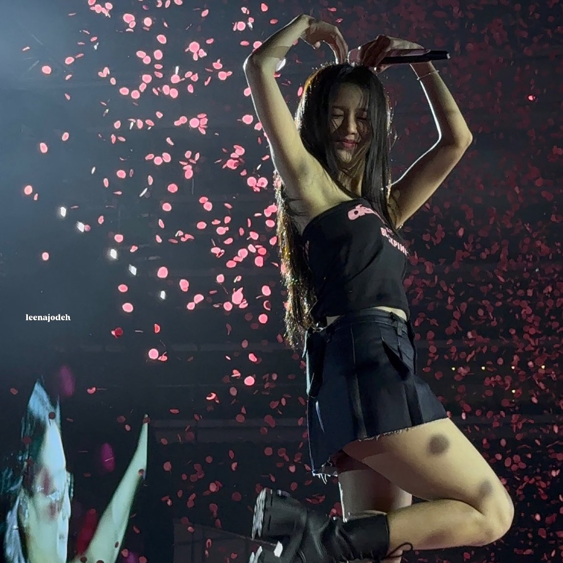 alternative-d55a1131-1153-4e37-9463-fae2c4ba9cd8