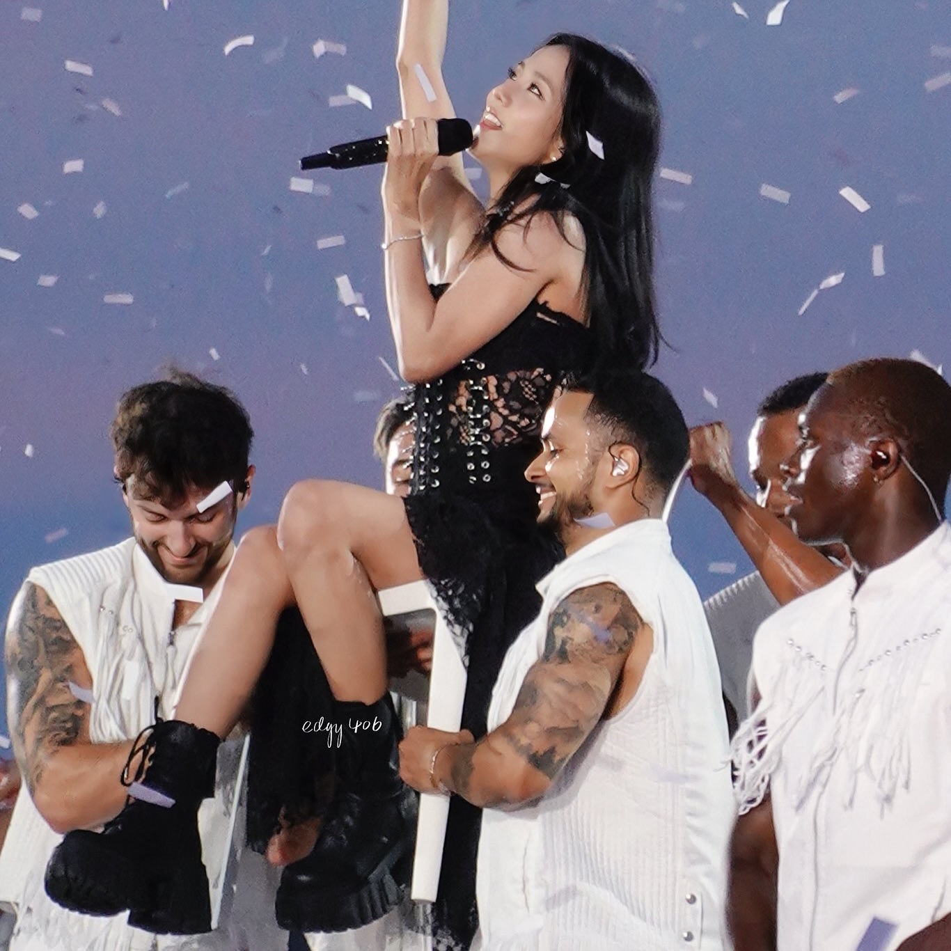 alternative-7af0ff2f-fe9d-4ef9-bbd8-3eacca0b49ed