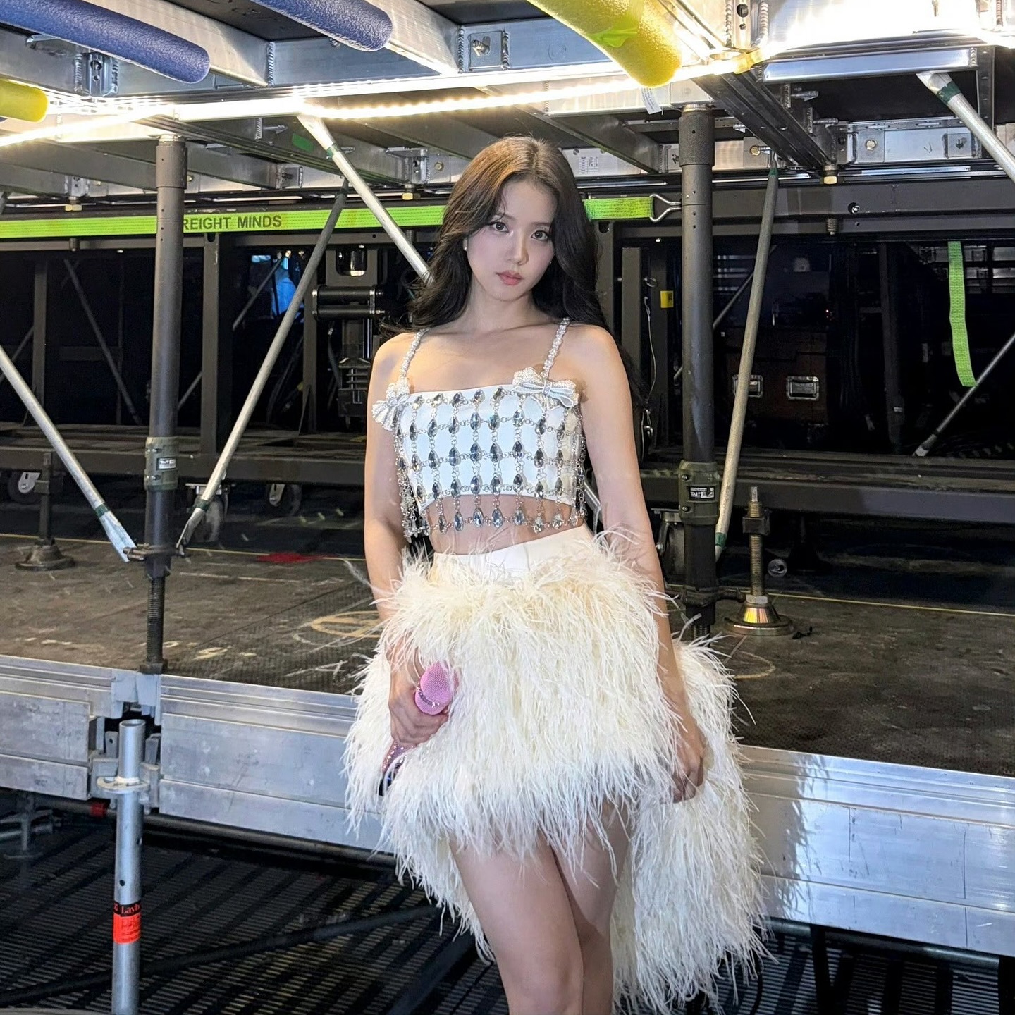 alternative-f3d43fbb-eaa6-46c7-ab76-441dd020e512