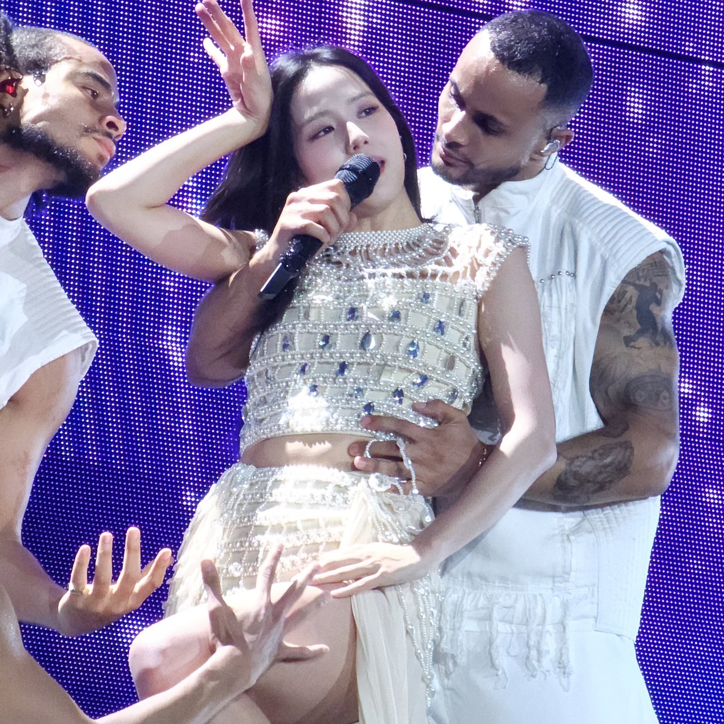 alternative-96c682c8-9644-4915-80e2-f38cc74a3fb5