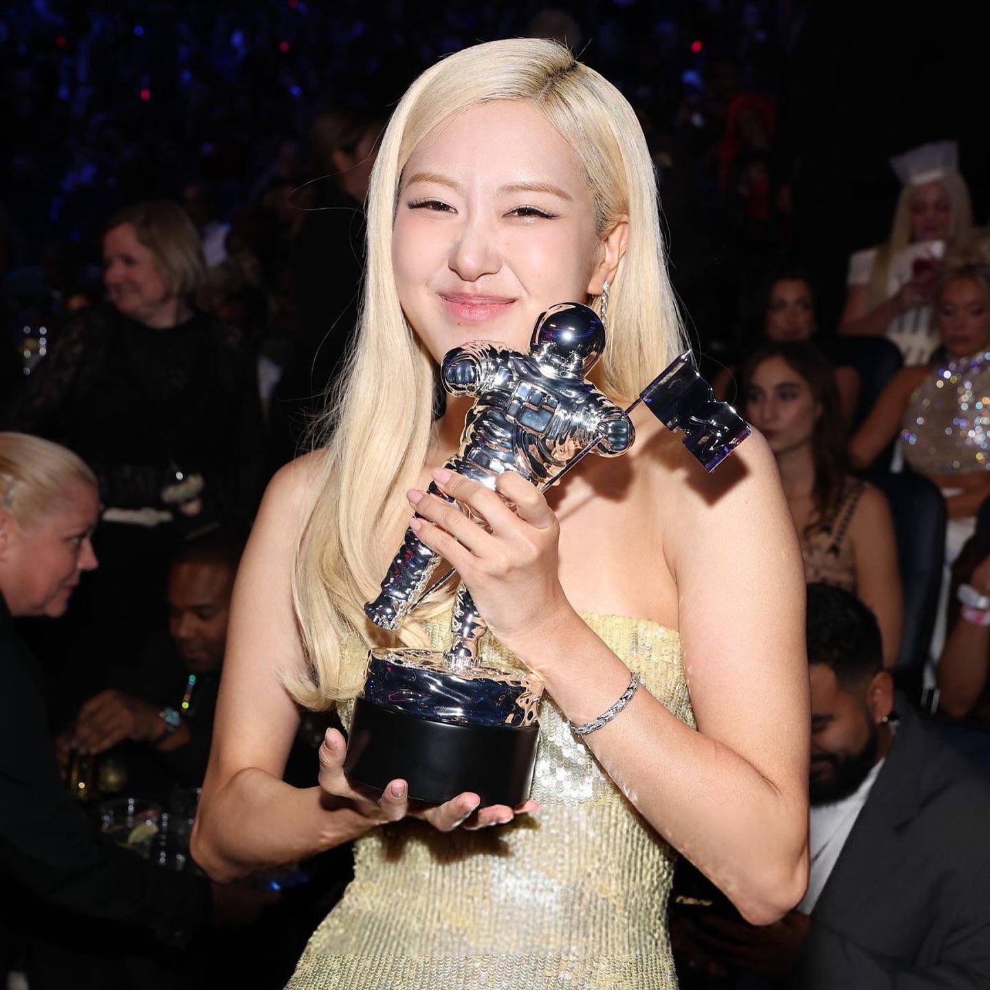 alternative-7c7f43a7-3029-494c-ac1c-a1415abbf75d