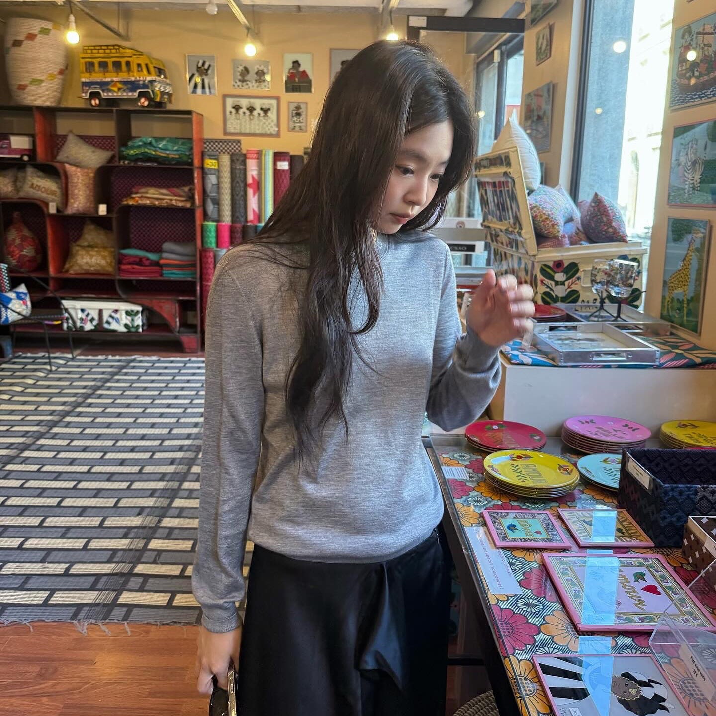 alternative-a810b65b-e597-4a66-8795-89f8a5e627e9