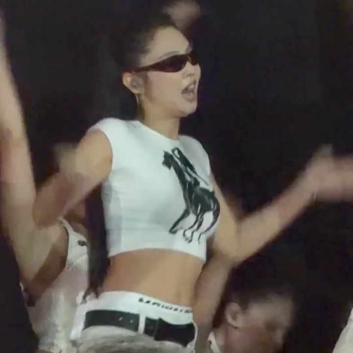 alternative-a1d2d54a-b549-4473-81f6-29492c99ebe5