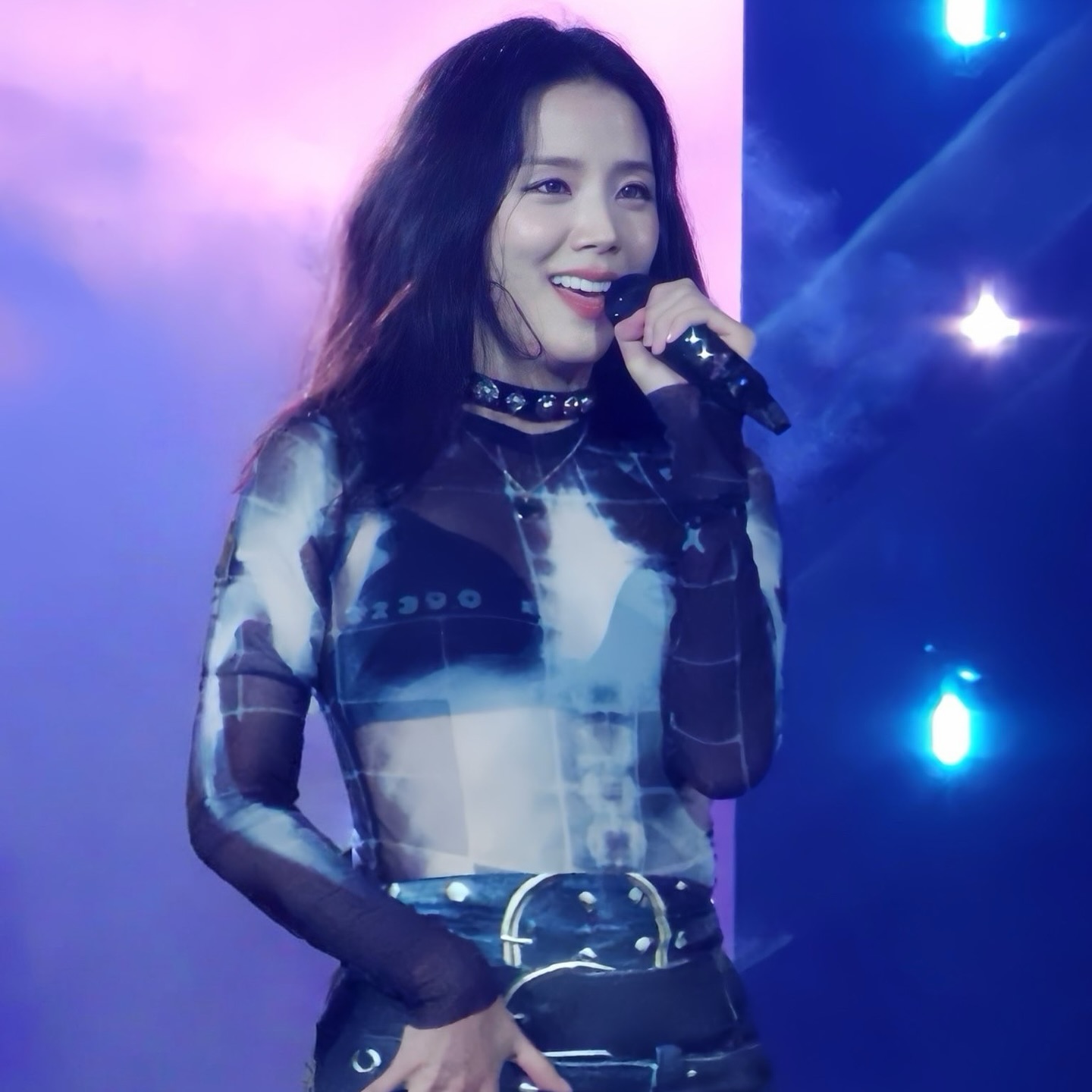 alternative-a266ad9d-2b9b-435b-9604-25128e470256