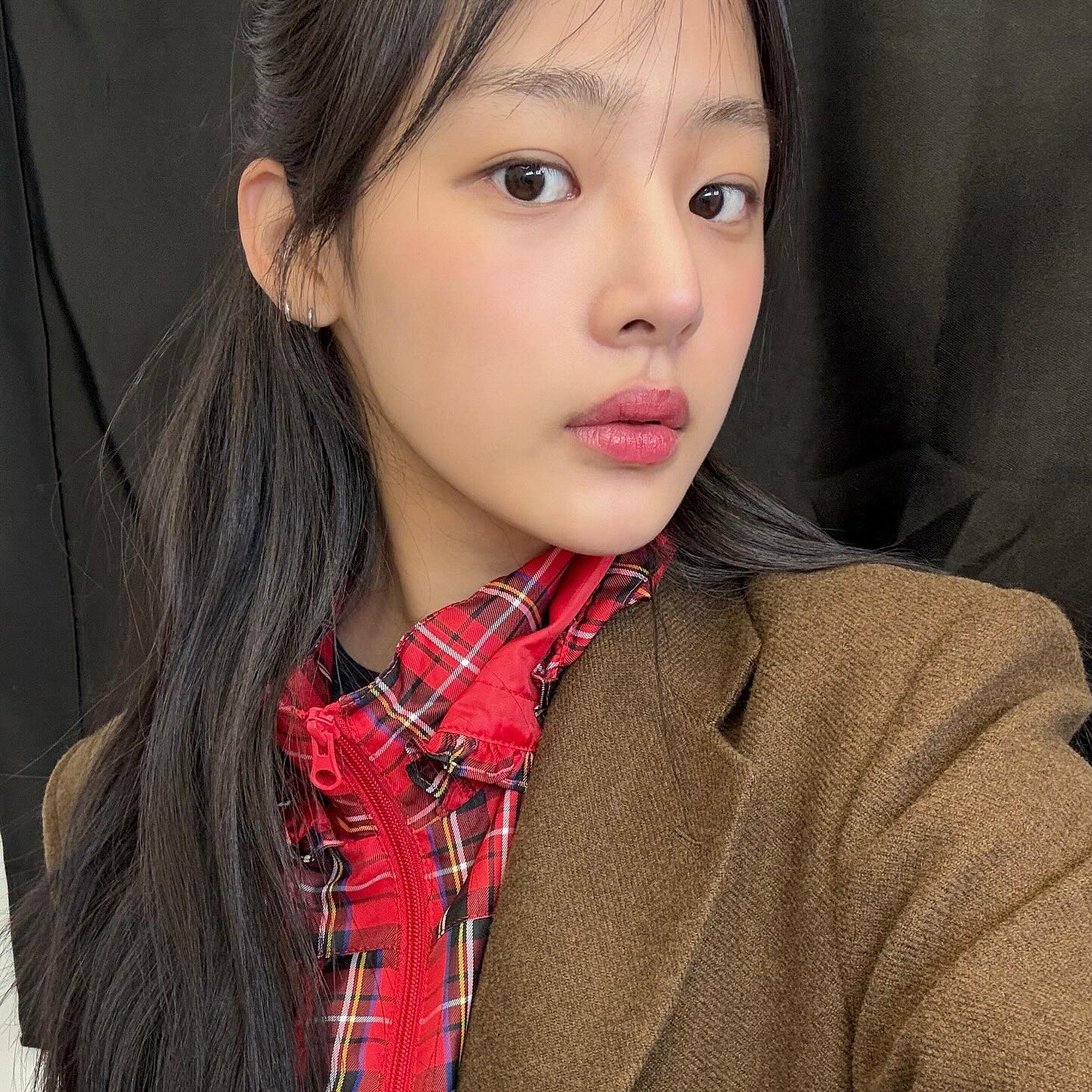 alternative-b27adc4a-356c-4801-9933-52b10d9879fa